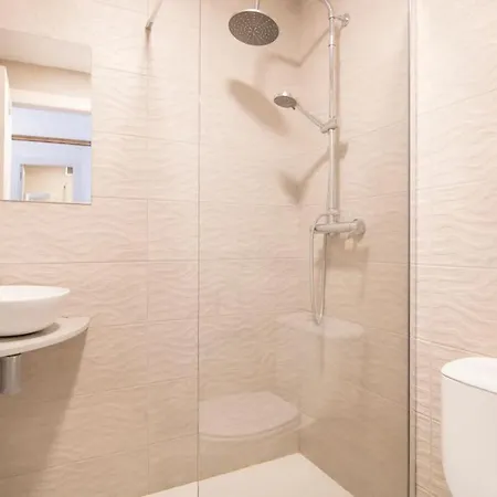 Apartment In Arenal With Air Conditioning